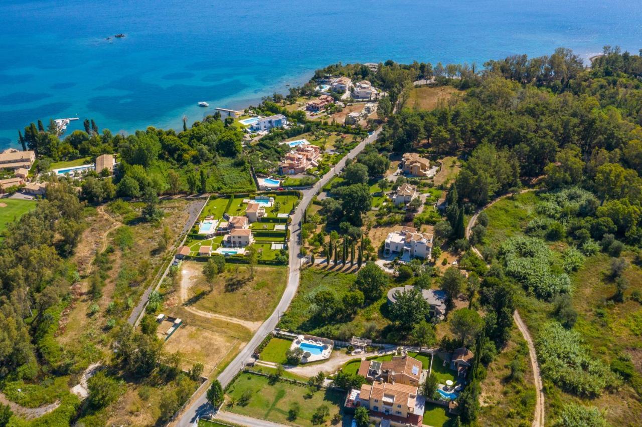 Petrinos Cottage Dafnila Екстериор снимка